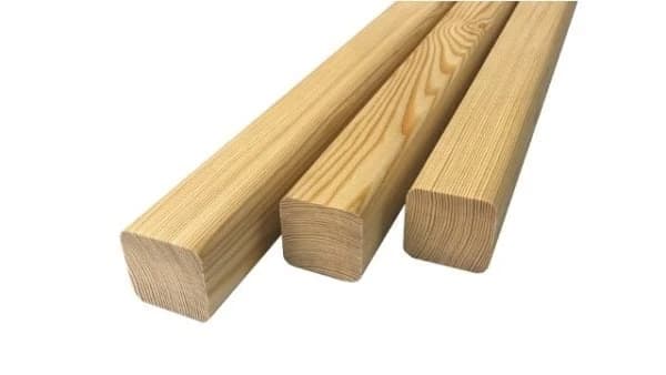 suchy-hoblovany-hranol-rozmer-40x40x3000-4000-mm-sibirsky-smrekovec