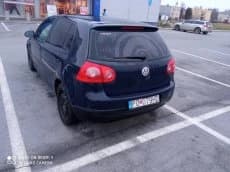 volkswagen-golf-v
