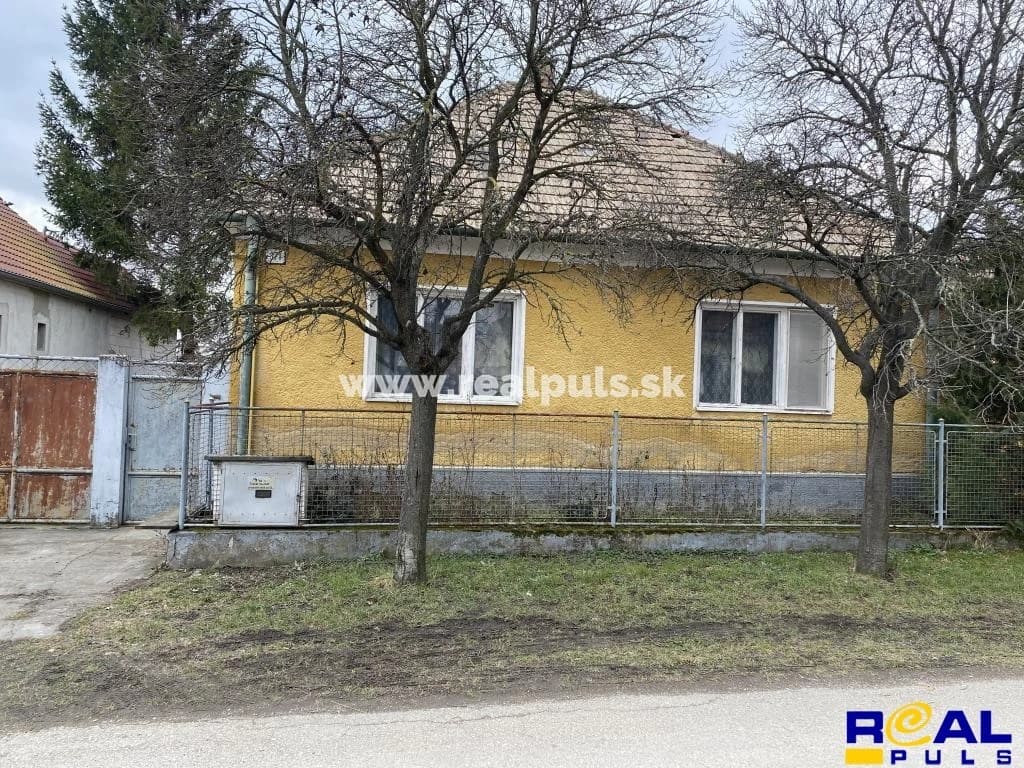 real-puls-rodinny-dom-s-pristavbou-dolne-oresany