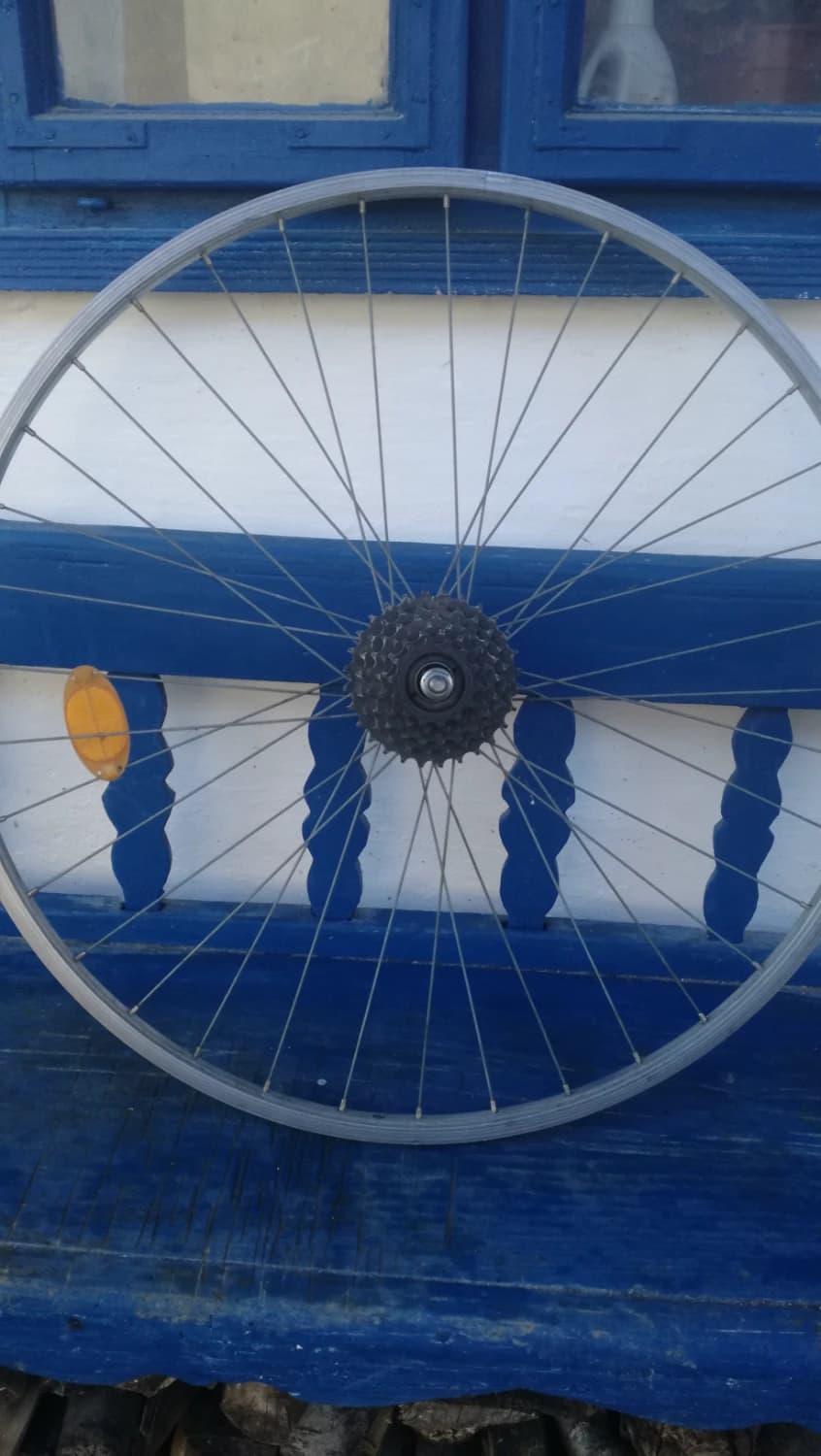 zadne-koleso-nacestny-bicykel