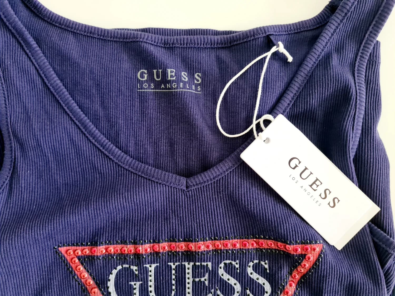 damske-znackove-tielko-guess-original