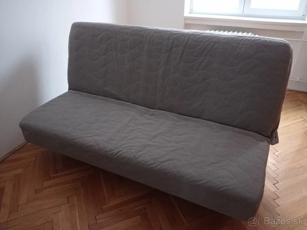 predam-roztahovaciu-sedacku
