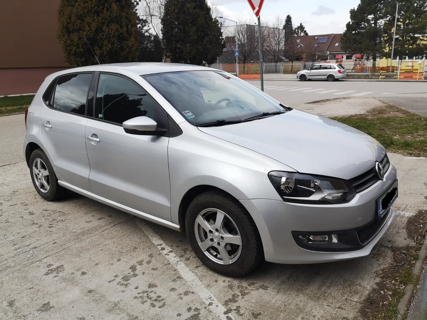 volkswagen-polo-v-12-comfortline