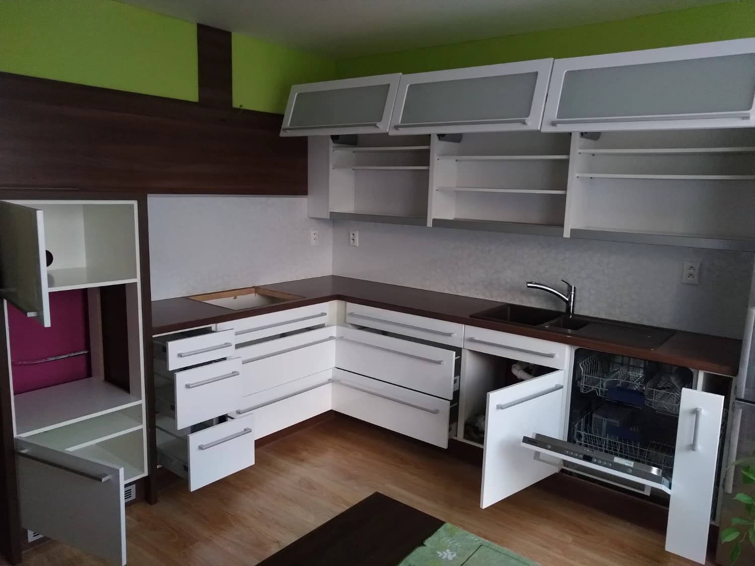 kuchynska-linka-zn-demos