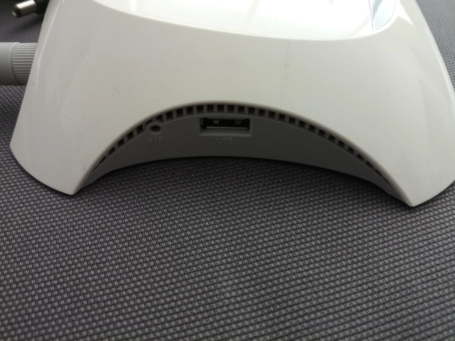 predam-wi-fi-ruter-s-usb