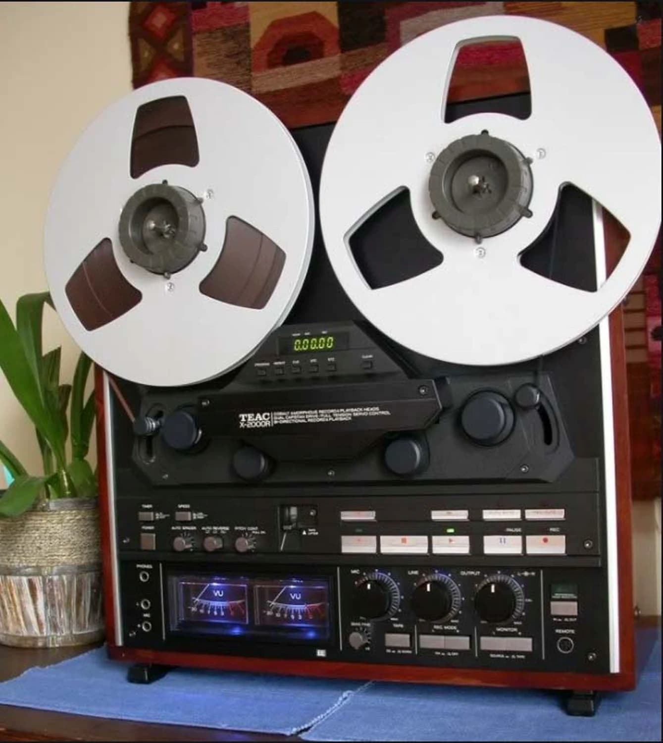 teac-x-2000-r