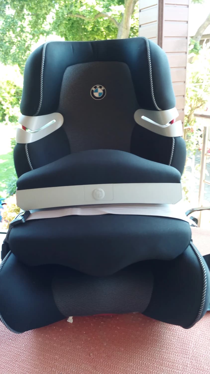 predam-orig-autosedacku-bmw-kupenu-v-bmw-trencin