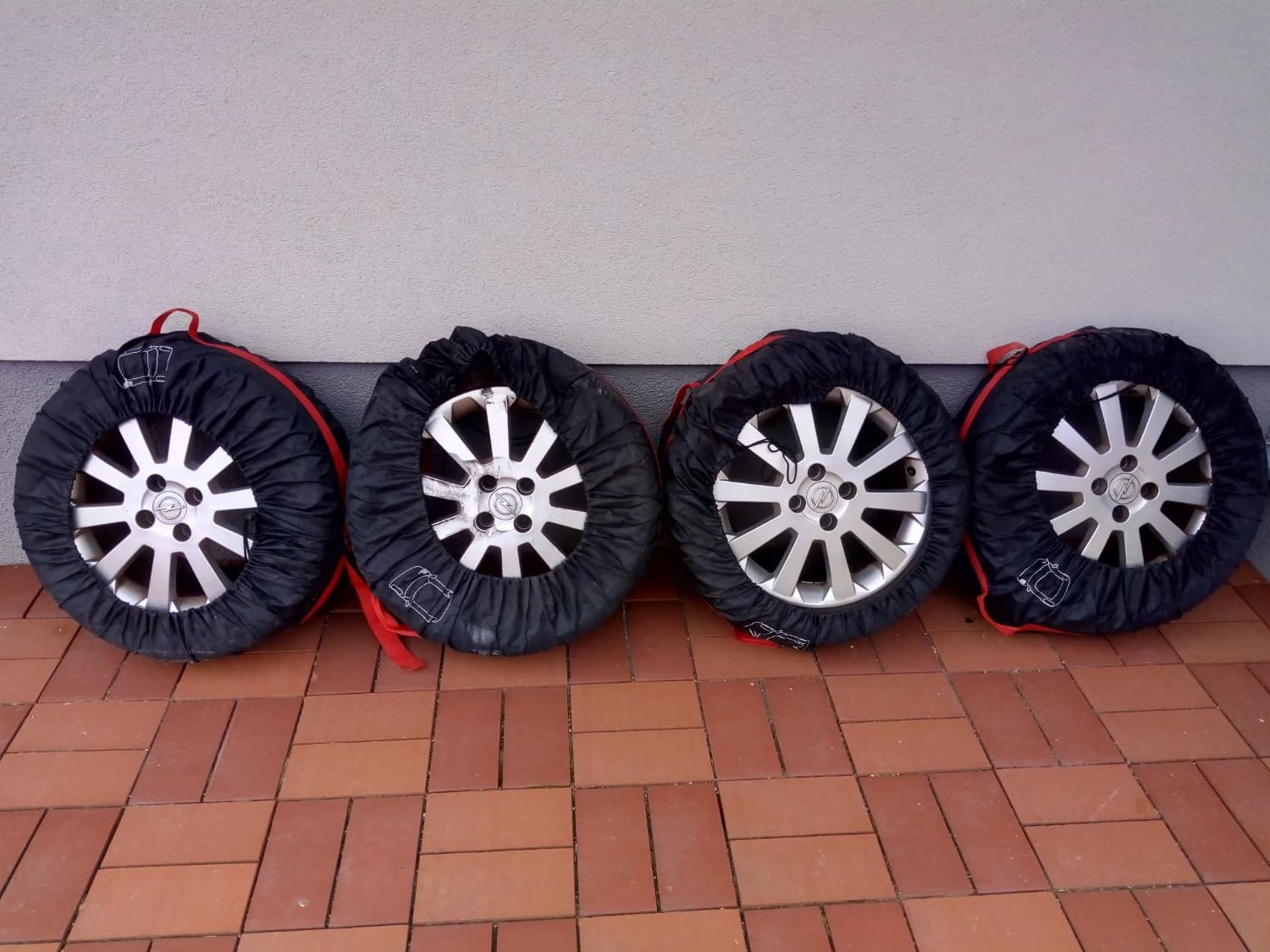 predam-hlinikove-disky-pre-opel