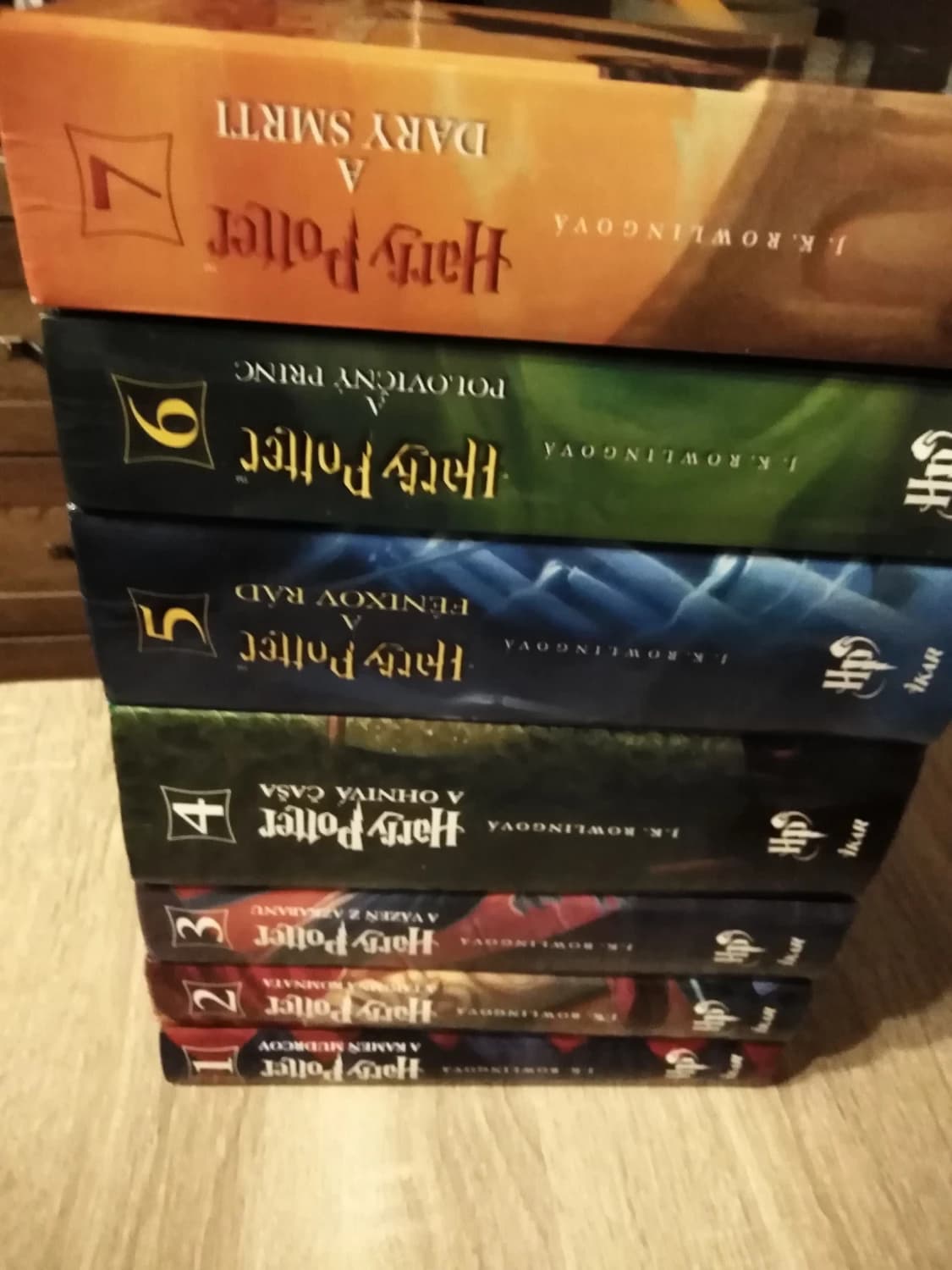 harry-potter-seria-rowlingova