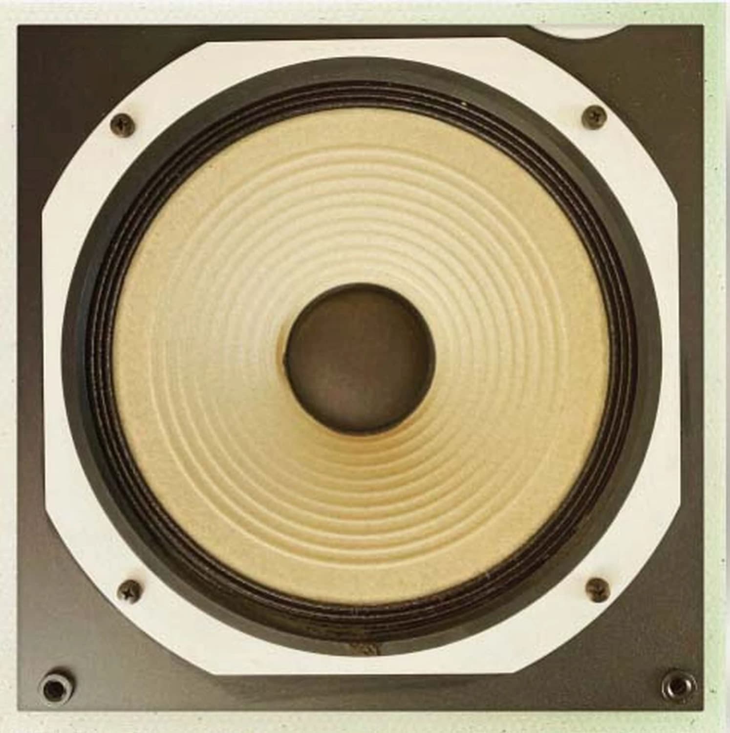 boxy-pioneer-hpm-110
