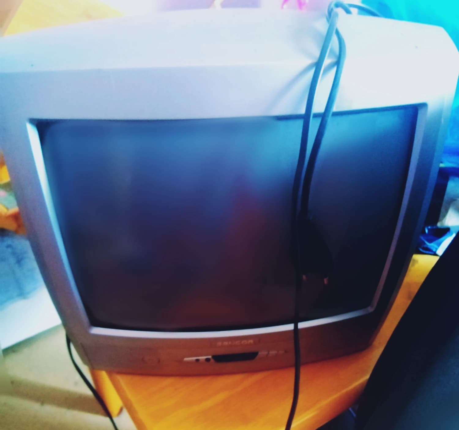 televizor