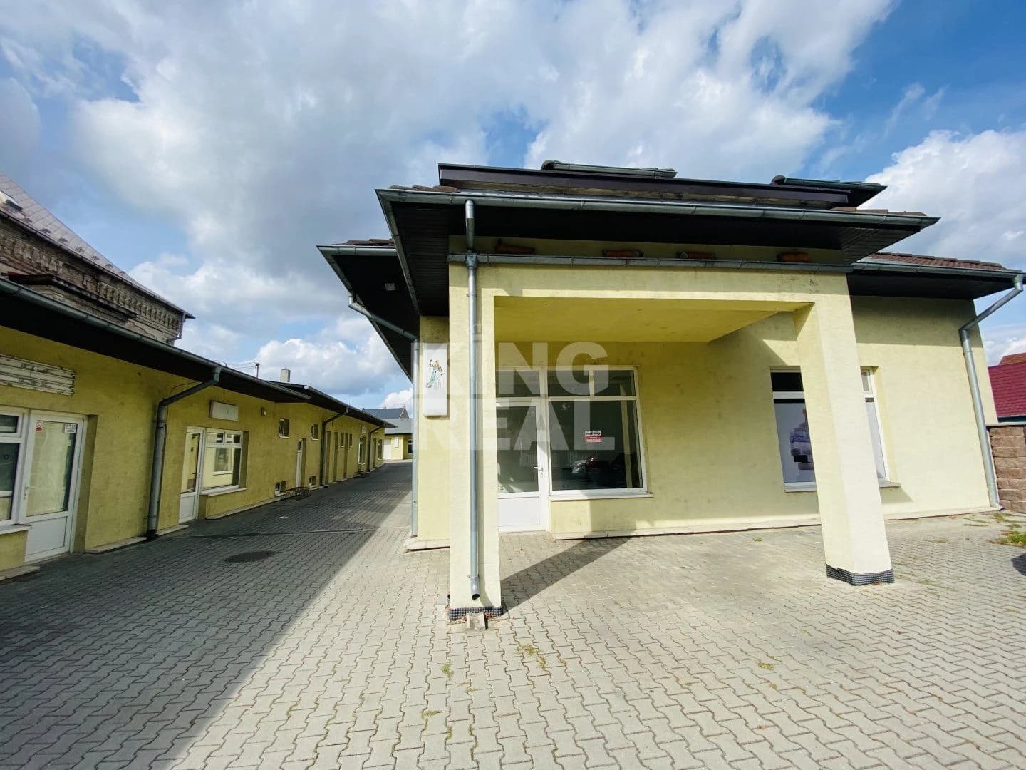 surany-prenajom-obchodneho-priestoru