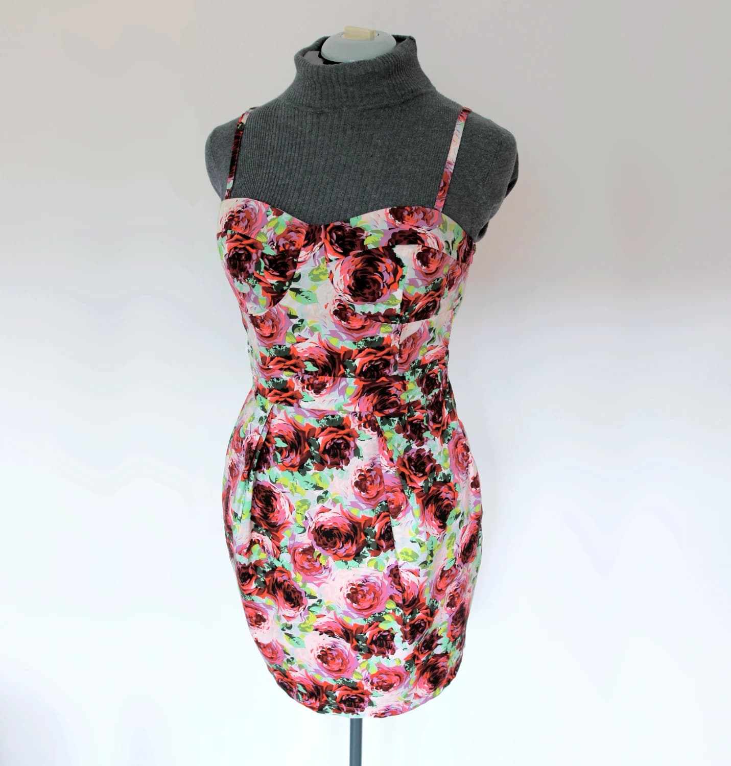 nove-letne-saty-only-vel-40