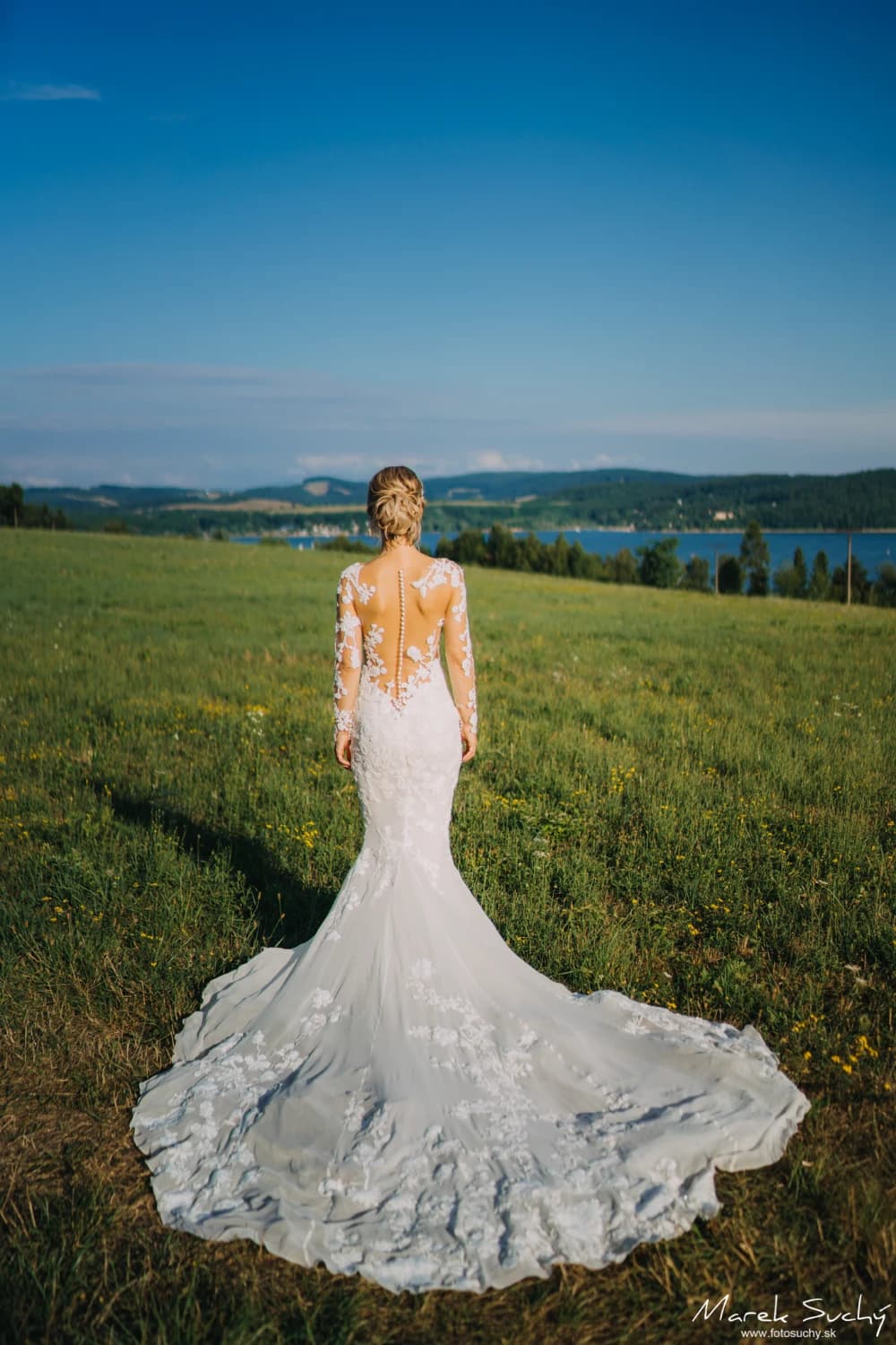 svadobne-saty-atelier-pronovias-model-haute-couture-rocio-2021