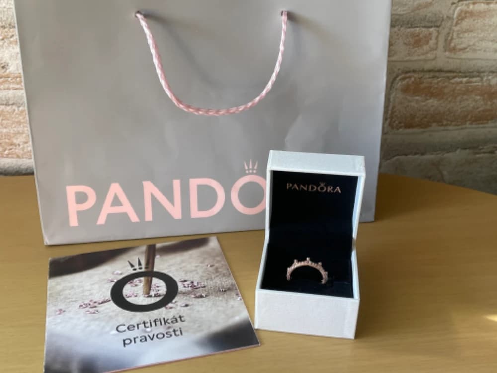 pandora-rose-gold-prsten