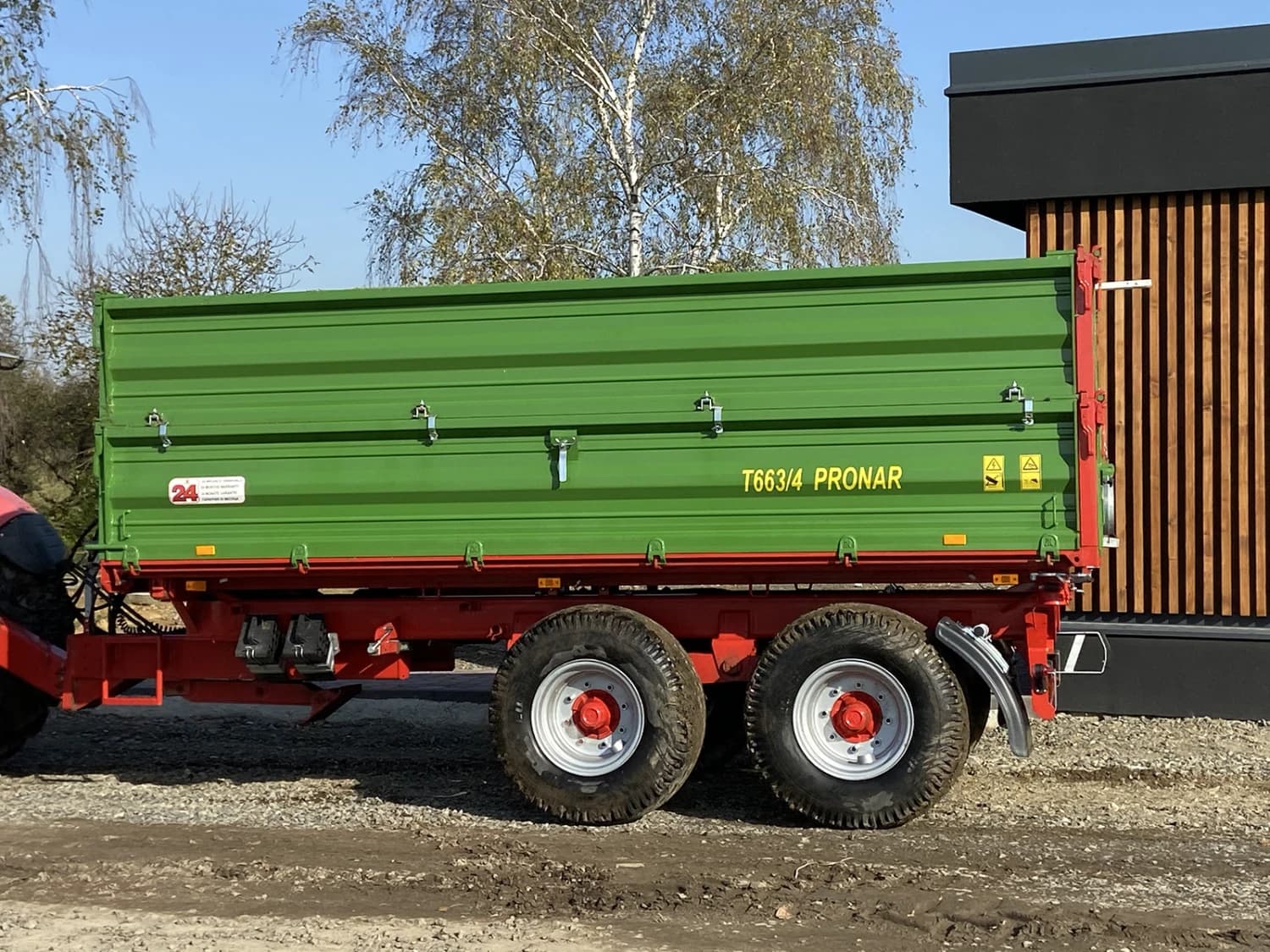 vlecka-pronar-6634snek