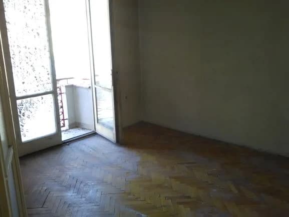 vypratavanie-bytov-domov-firiem-hlohovec-likvidacia-nabytku