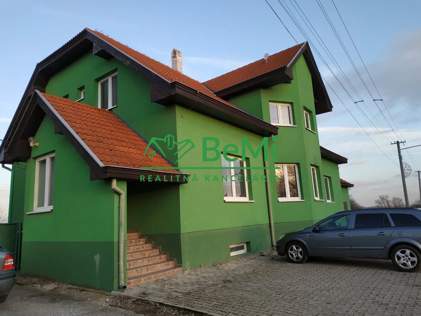 komplex-penzion-rodinneho-typu-a-mlyn-na-30-ar-pozemku-trnovec-nad-vahom124-12-nas