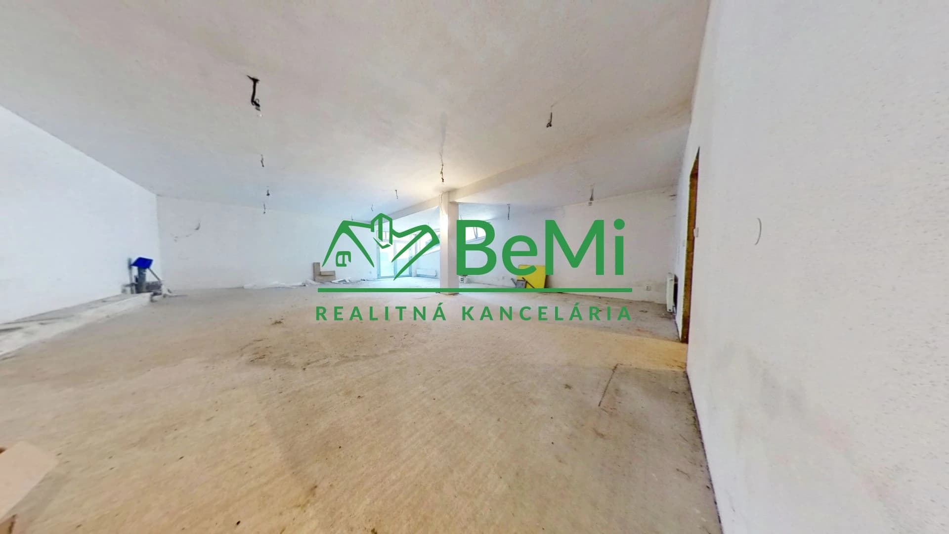 novinka-volny-obchodny-priestor-040-15-centr-banska-bystrica