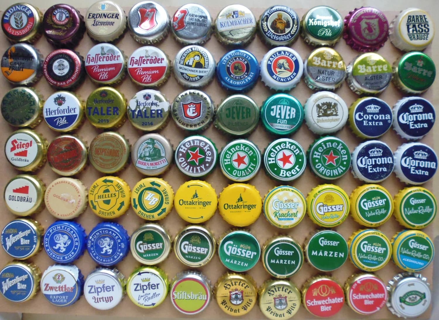 predam-korunkove-uzavery-vrchnaky-z-piva-a-napojov-zbierka