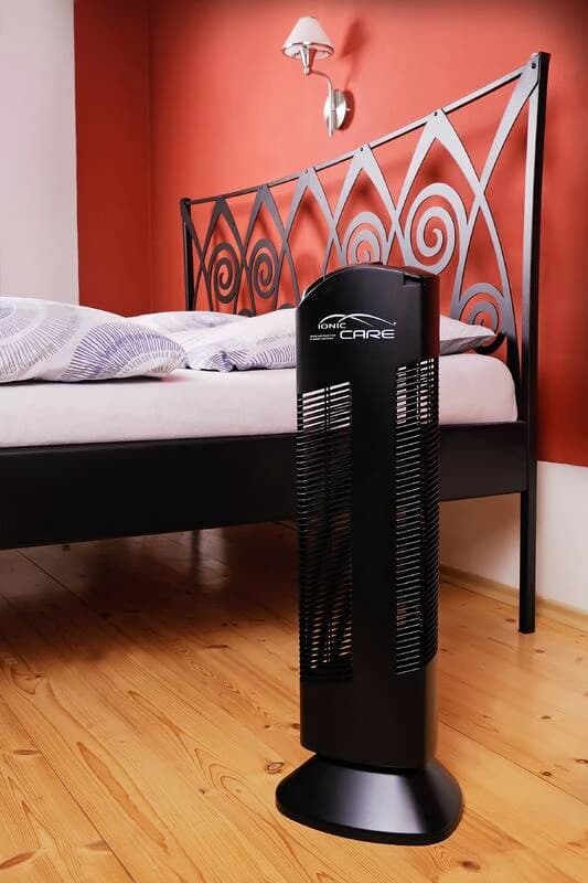 cisticka-vzduchu-ionizator-ionic-care-triton-x6-cierna