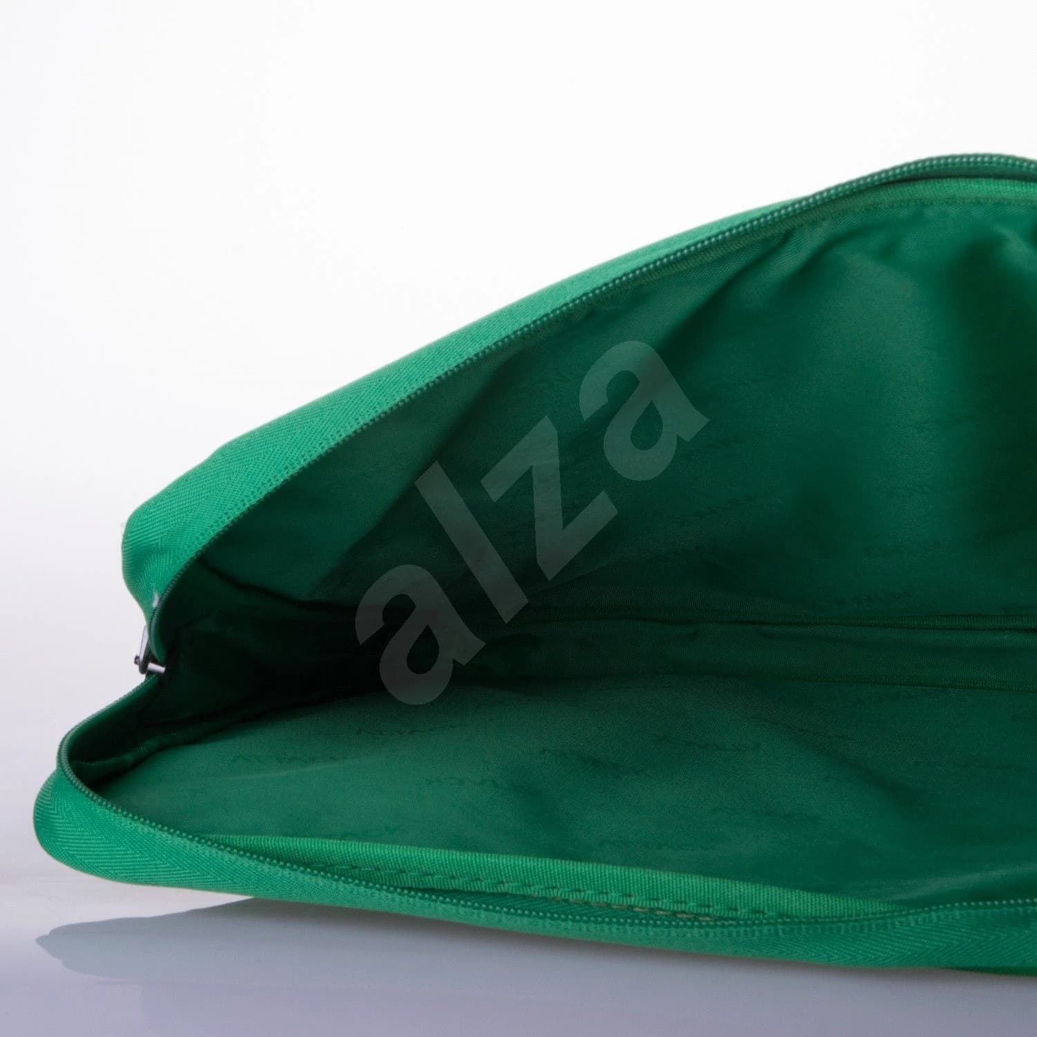 attack-puzdro-na-notebook-supreme-green-164