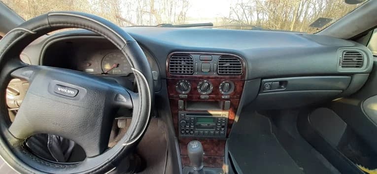 diely-na-volvo-s40