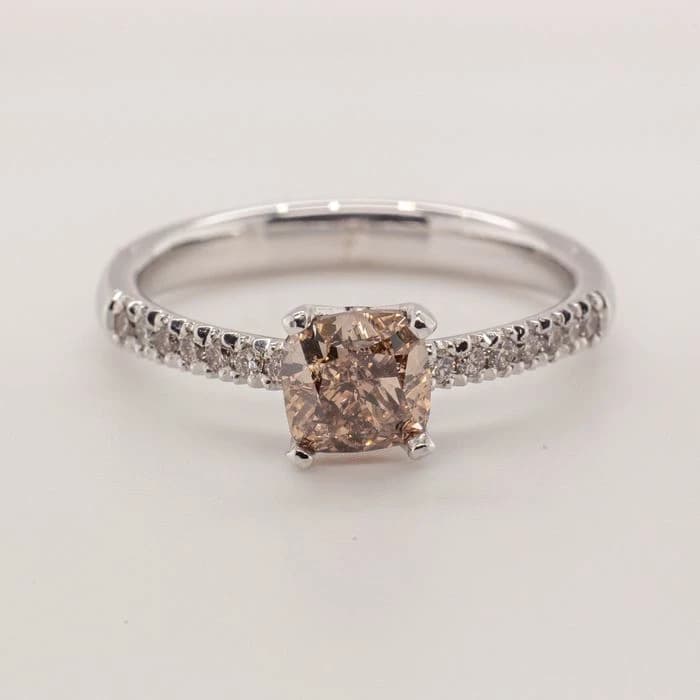 18-kt-bile-zlato-prsten-121ct-diamanty-334-g