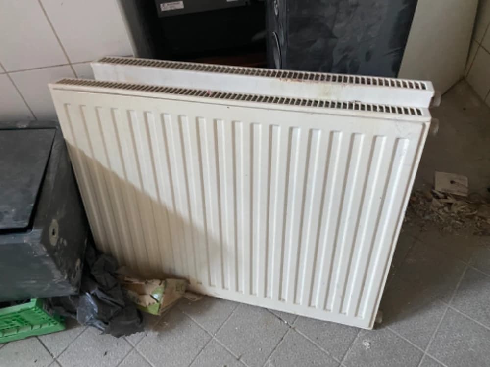 darujem-4ks-radiatorov