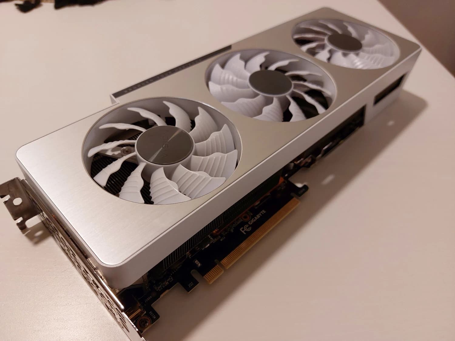 predam-gigabite-rtx-3090-vision