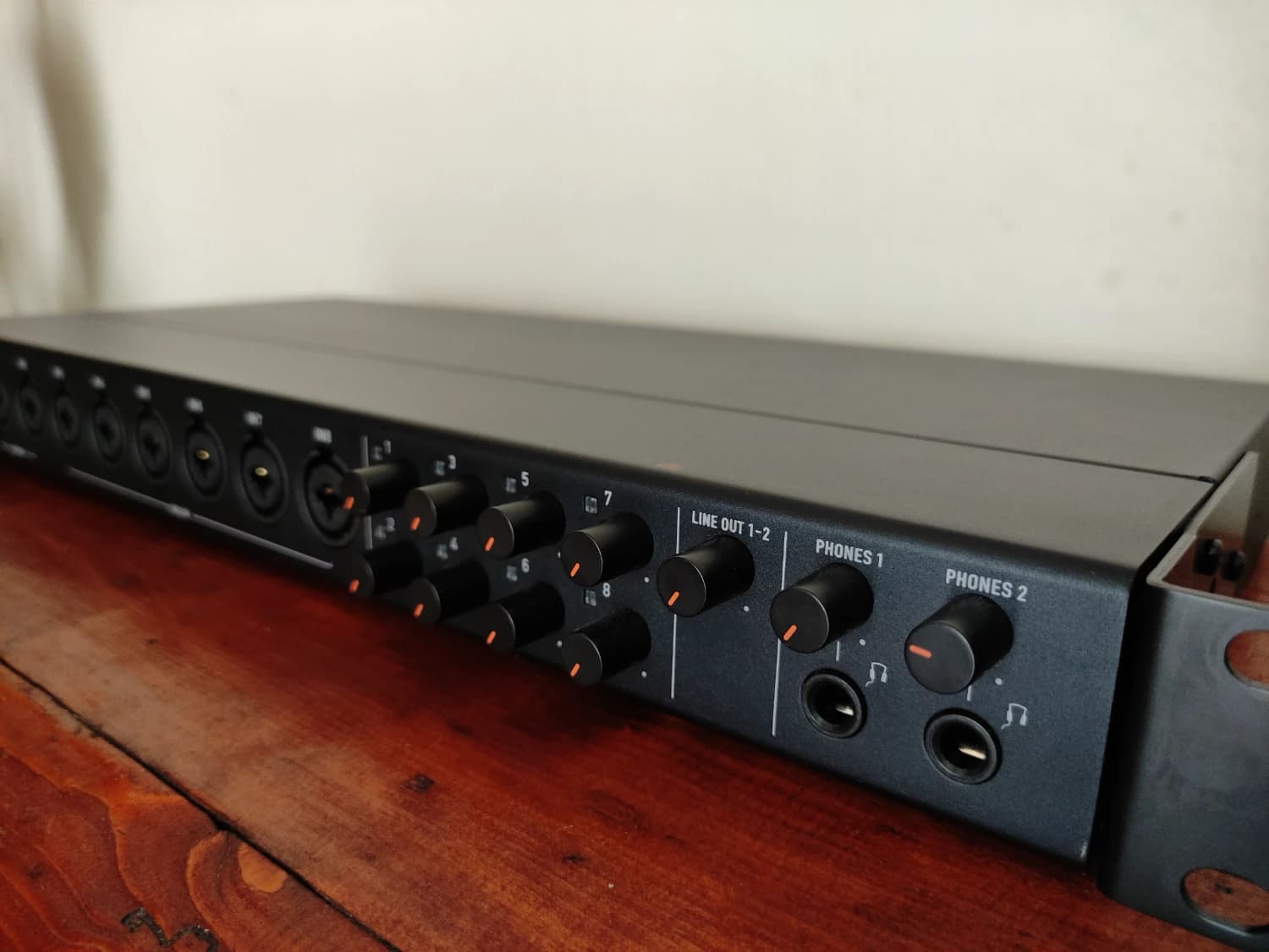 tascam-us-20x20