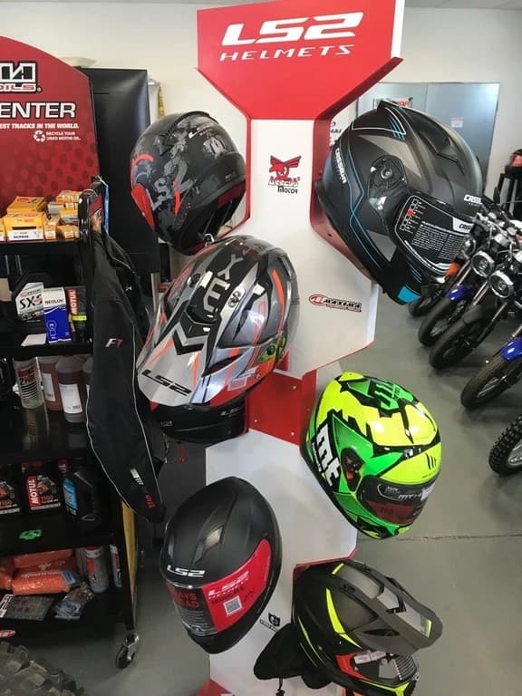 helmy-l52-helmets-nove
