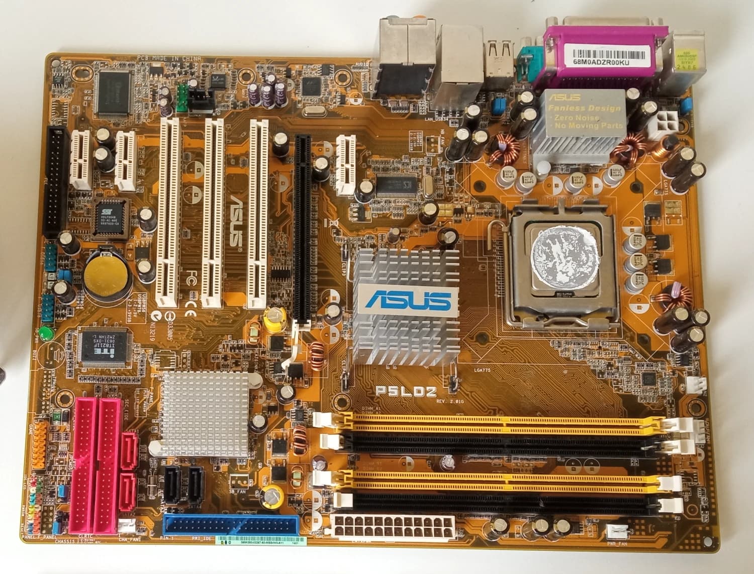 zakladna-doska-asus-p5ld2