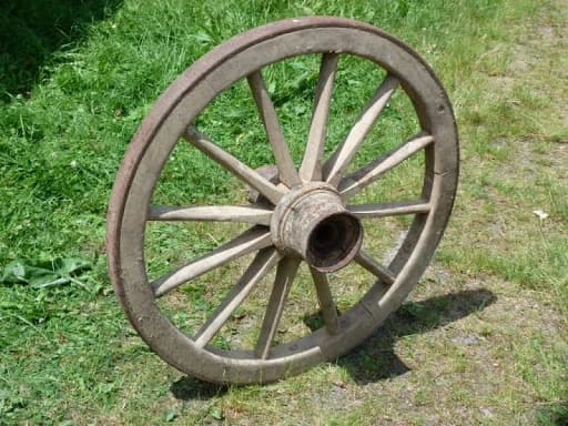drevene-koleso-kupim-priemer-cca-79cm-80cm