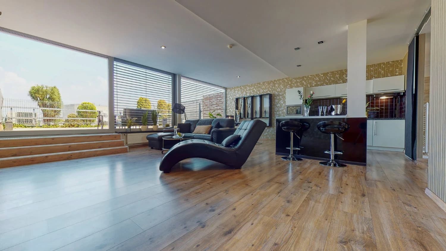 luxusny-apartman-s-terasou-na-streche-hotela-nitra-centrum