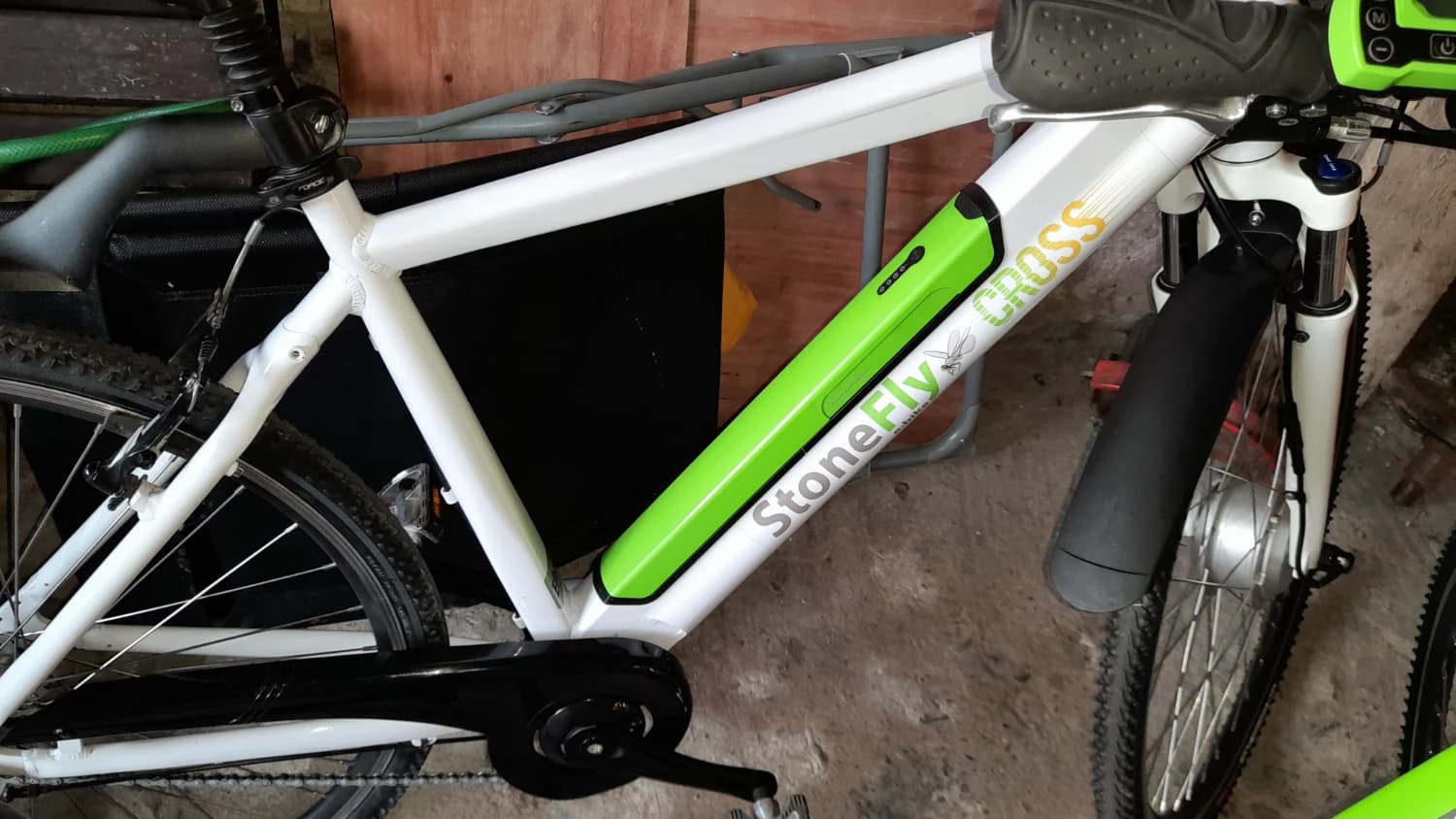 predam-pansky-a-damsky-crossovy-e-bike