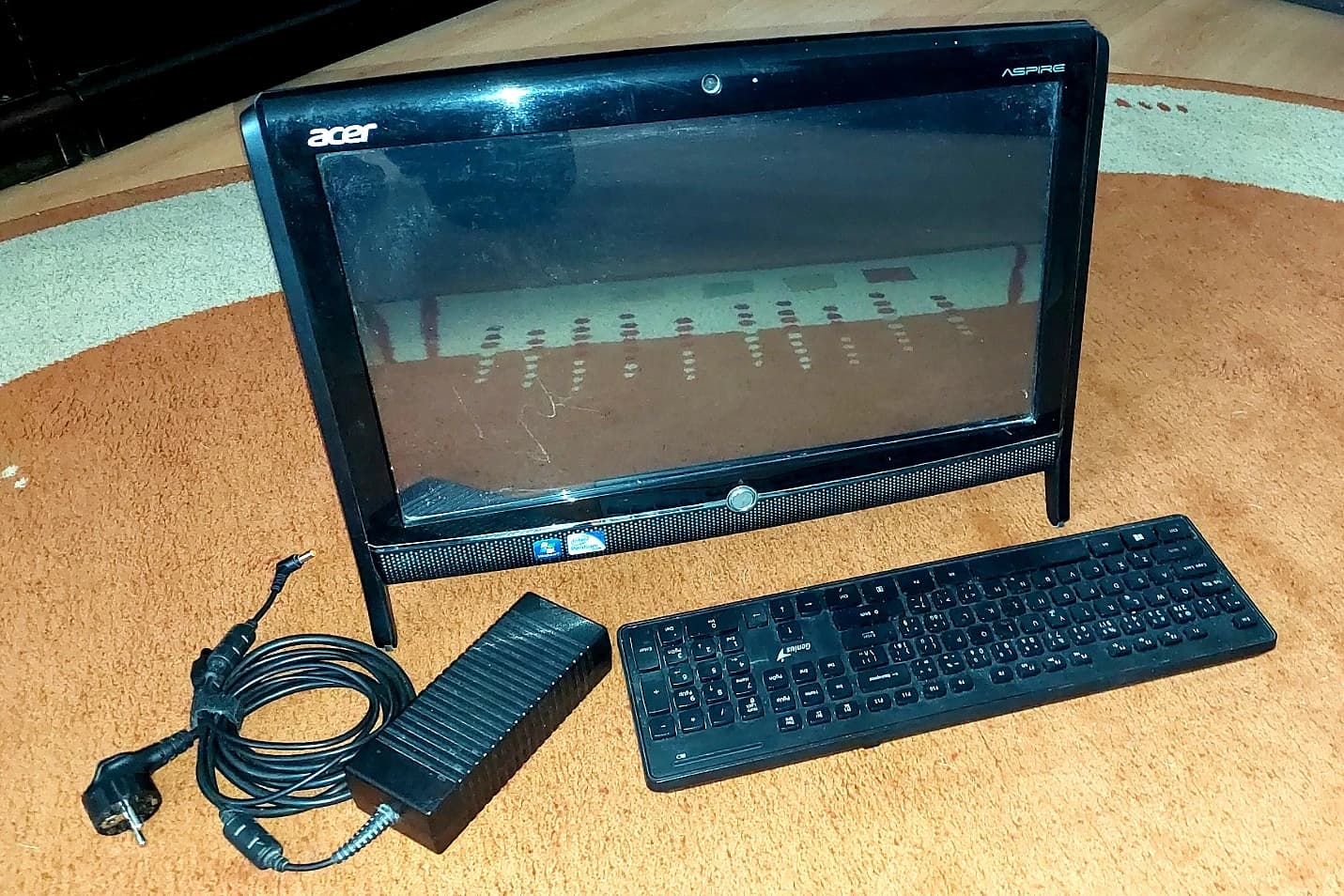 predam-funkcny-pc-acer-aspire-z1801-all-in-one