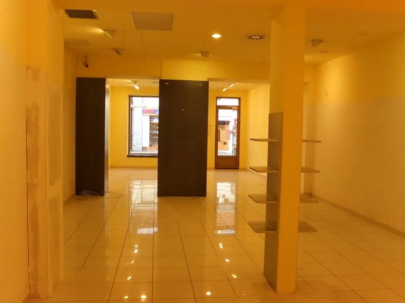 obchodno-kancelarske-priestory-na-pesej-zone-nitra