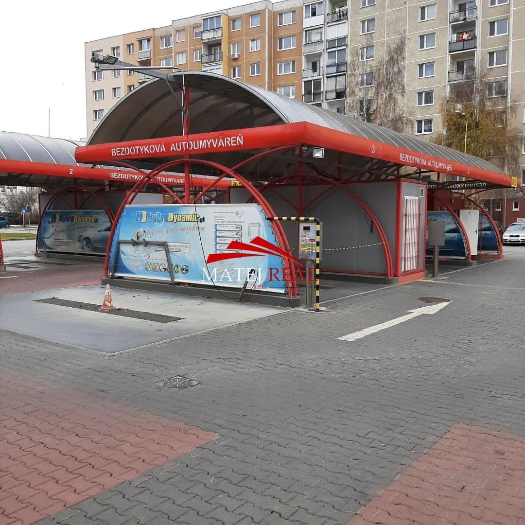na-predaj-bezdotykova-autoumyvaren