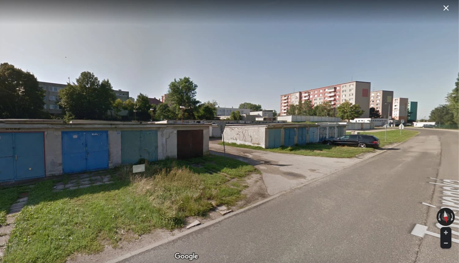 garaz-do-podnajmu-v-senici