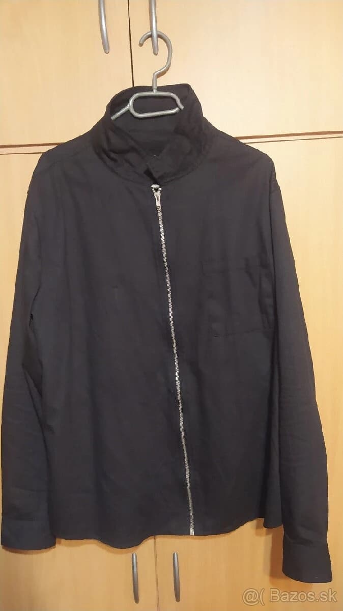 predam-ciernu-mikinu-na-zips