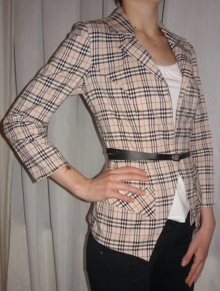 bezove-damske-sako-burberry-style