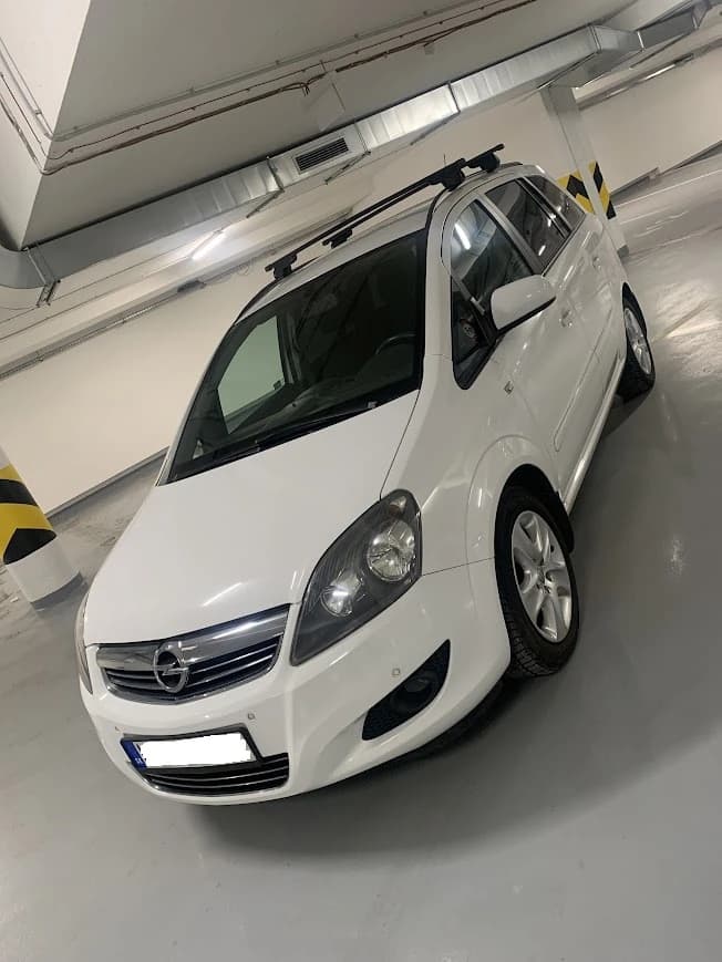 opel-zafira-16-xer-classic