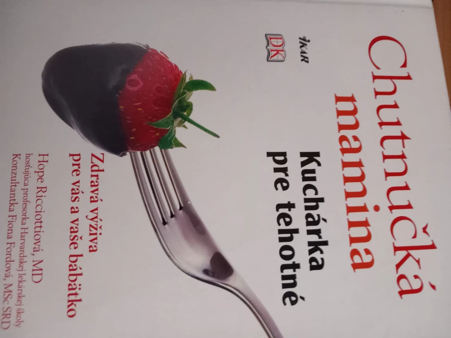 kniha-kucharka-pre-tehotne-chutna-maminka