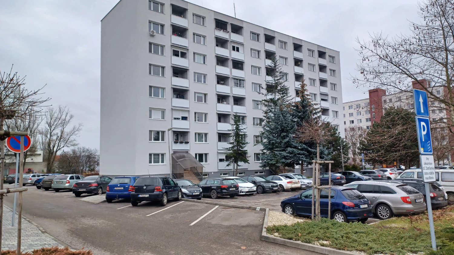 predam-3-izbovy-byt-v-zlatych-moravciach