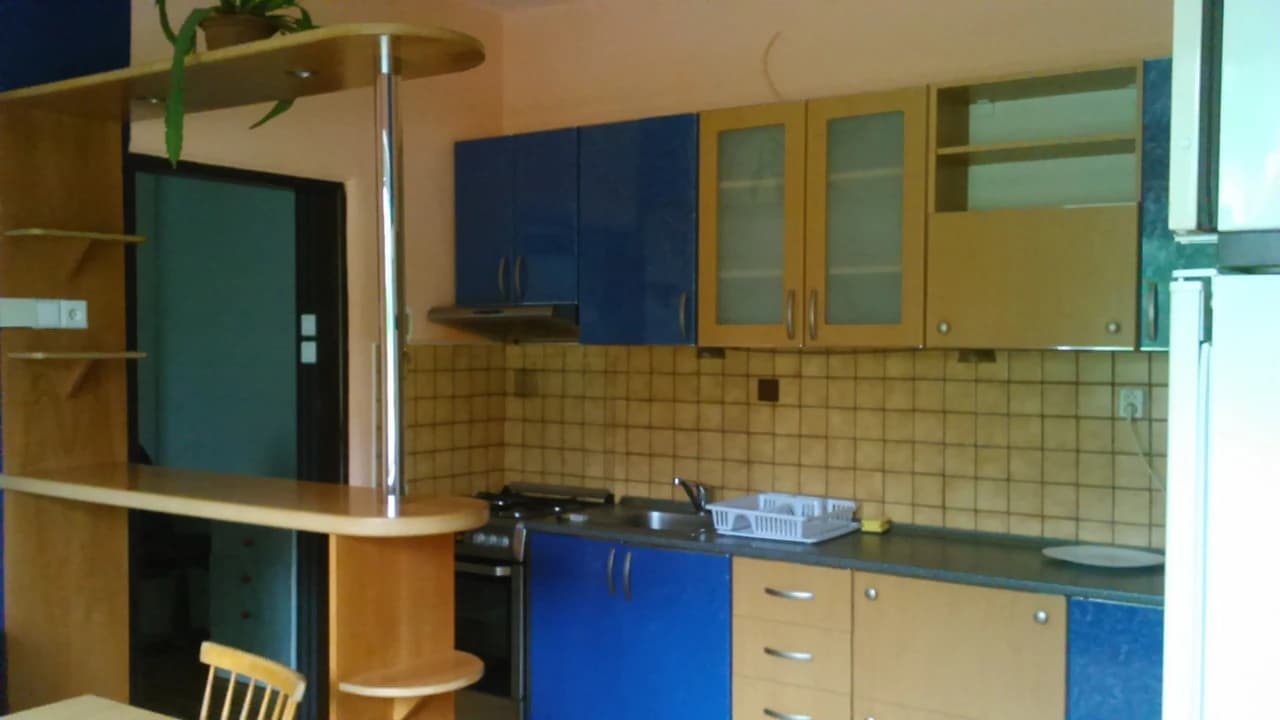 najomny-byt-v-rodinnom-dome-v-n-zamkoch