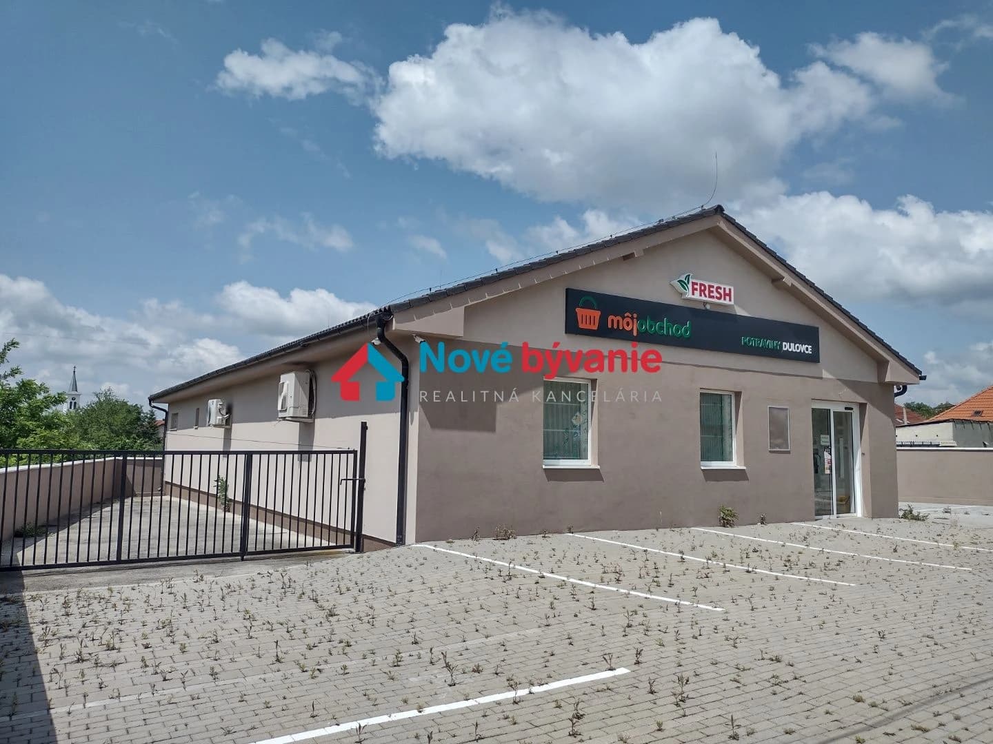 na-predaj-obchodna-budova-dulovcen064-18-frad