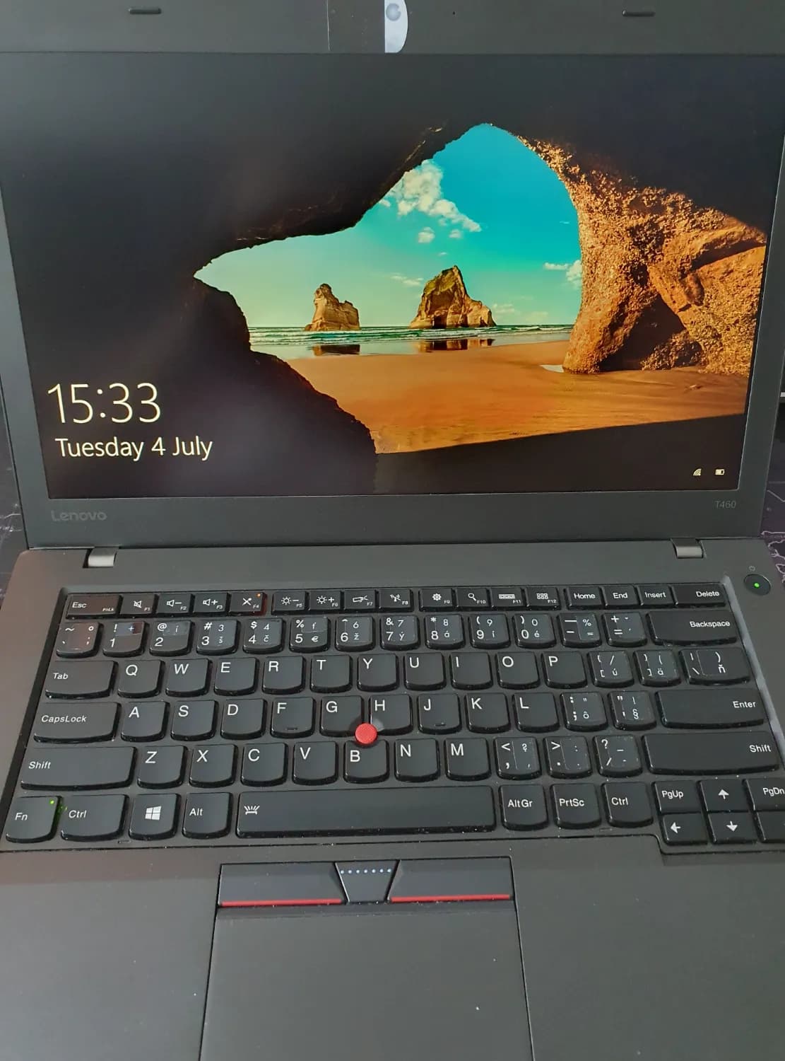 kvalitny-profi-14-notebook-triedy-ultrabook-lenovo-thinkpad-t460-intel-i5-8gb-ram-512-gb-ssd