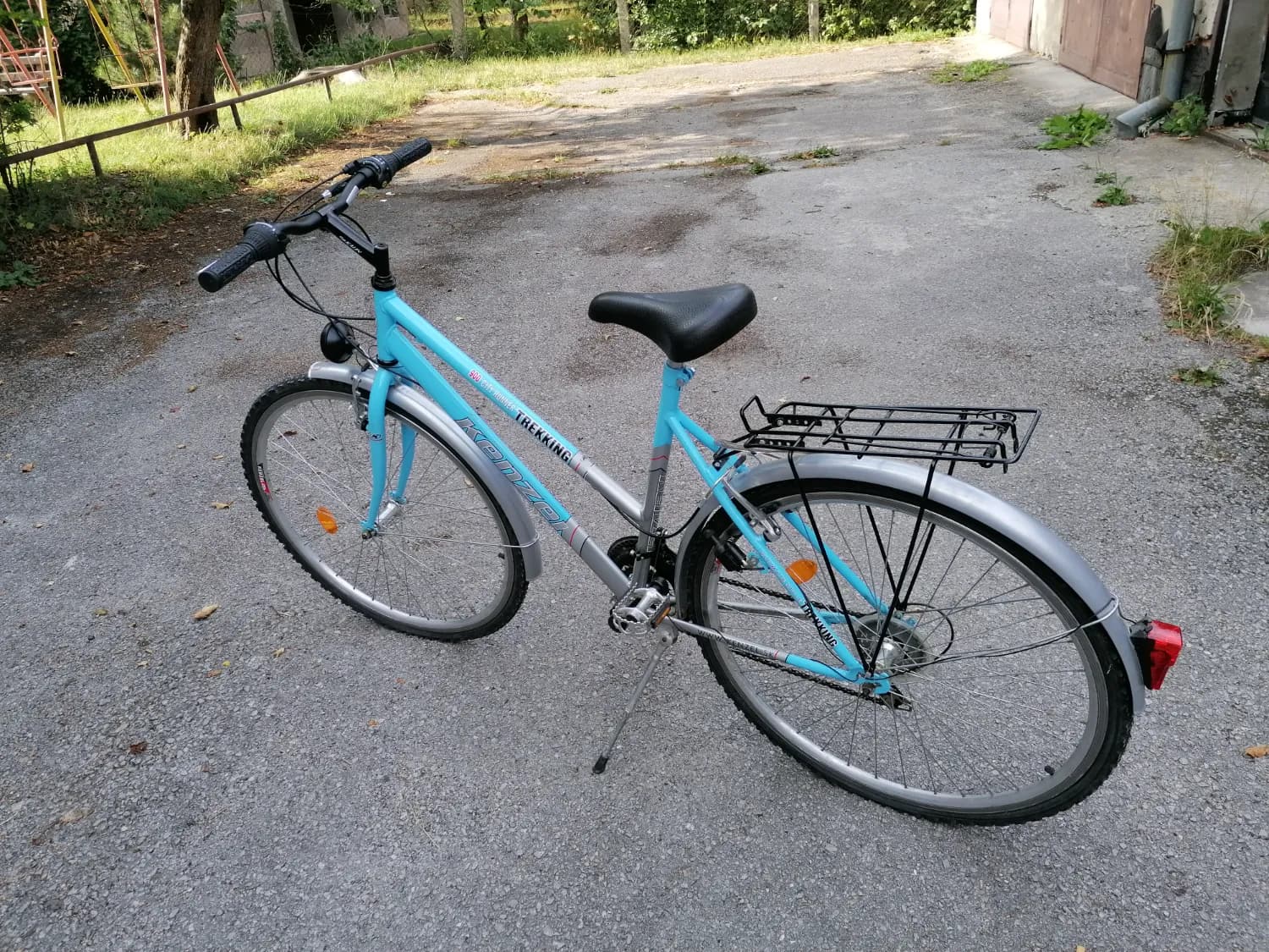 bicykel-damsky-trekingovy