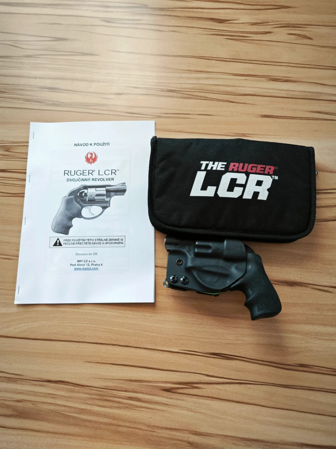 vreckovy-revolver-ruger-klcr-357magnum38special
